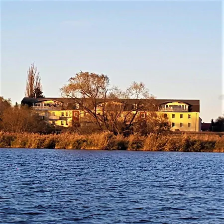 Mit Seeblick Brandenburg an der Havel
